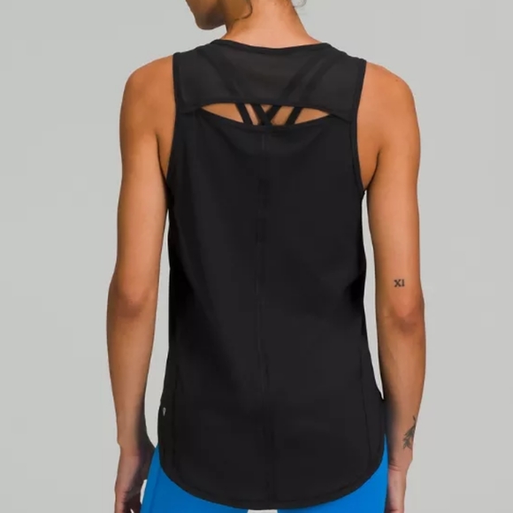 lululemon athletica Tops - Lululemon Sculpt Tank Top Back Vent Black 8 NWT
